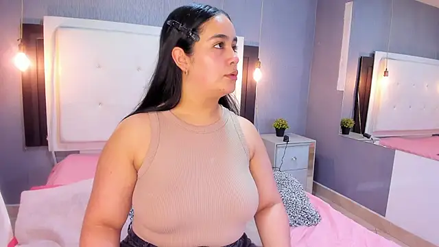 Snapshot of emma_lye chatting on 26, 2, 2026 emma lye online show from 26, 2, 2026