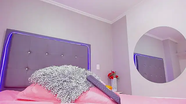 emma lye online show from 6, 3, 2025