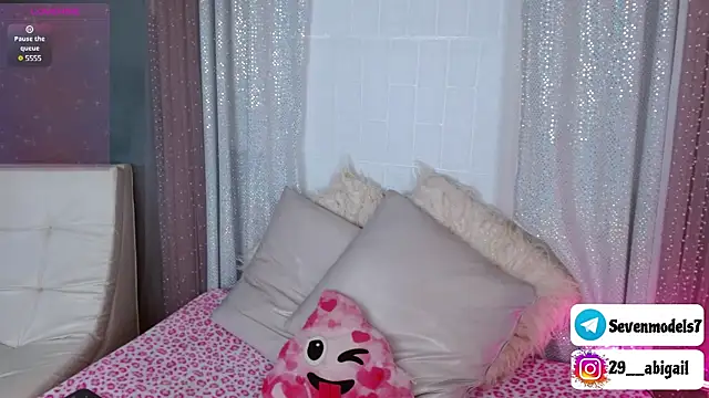 Abigail 29 online show from 10, 3, 2025