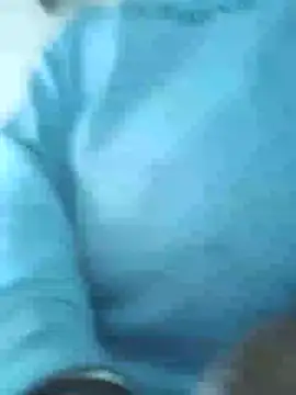 Snapshot of desihulk90 chatting on 8, 2, 2025 desihulk90 online show from 8, 2, 2025