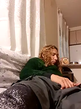 Snapshot of Greacky chatting on 3, 1, 2025 Greacky online show from 3, 1, 2025