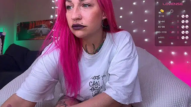 Snapshot of Tanya_Acid chatting on 11, 6, 2026 Tanya Acid online show from 11, 6, 2026