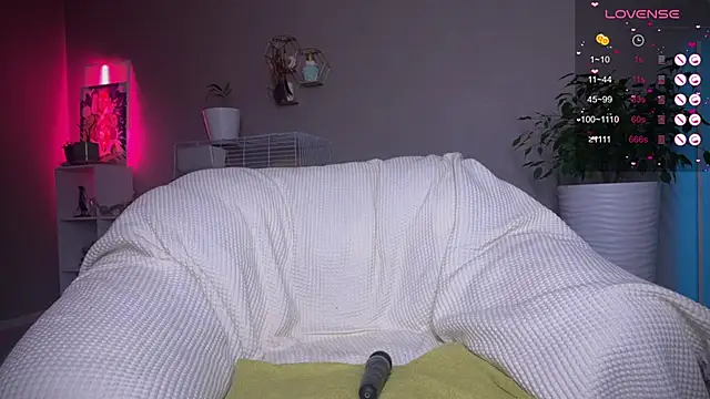 Tanya Acid online show from 10, 10, 2025