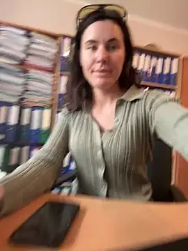 Sara darling online show from 12, 3, 2025