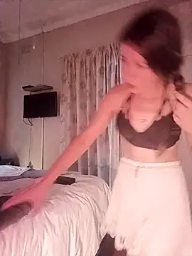 Missmesexycouple69 online show from 28, 3, 2026