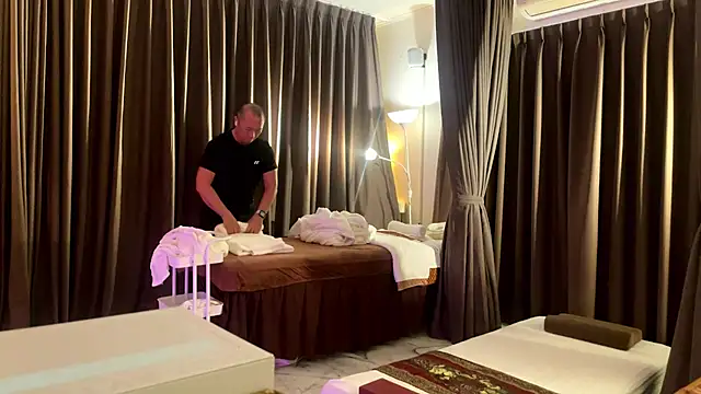 chih515 online show from 5, 11, 2025