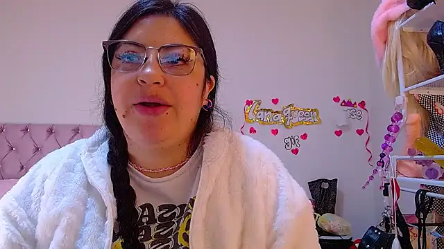lanaqueen699 online show from 9, 7, 2026