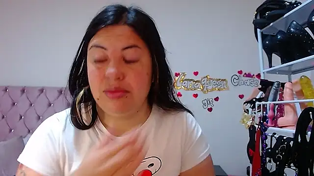 lanaqueen699 online show from 22, 10, 2025