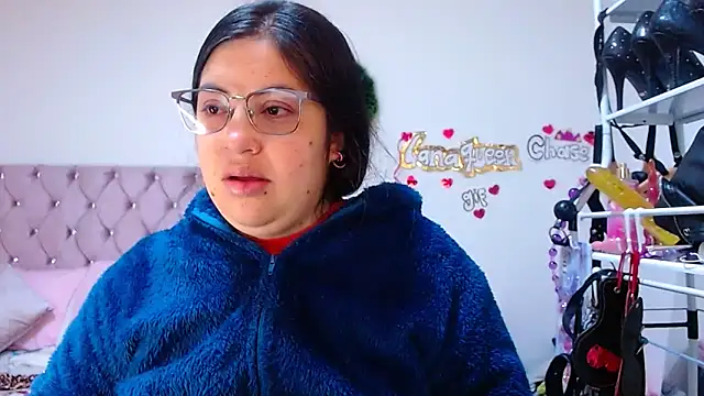 Snapshot of lanaqueen699 chatting on 16, 2, 2026 lanaqueen699 online show from 16, 2, 2026