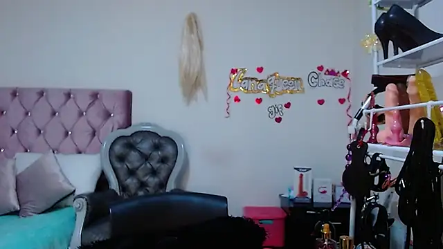 lanaqueen699 online show from 26, 11, 2025