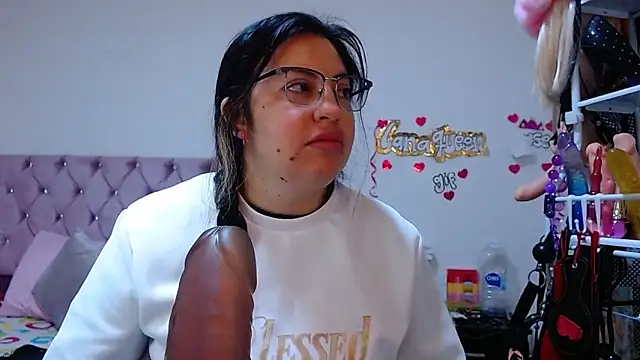 lanaqueen699 online show from 24, 3, 2026