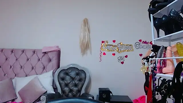 lanaqueen699 online show from 23, 10, 2025