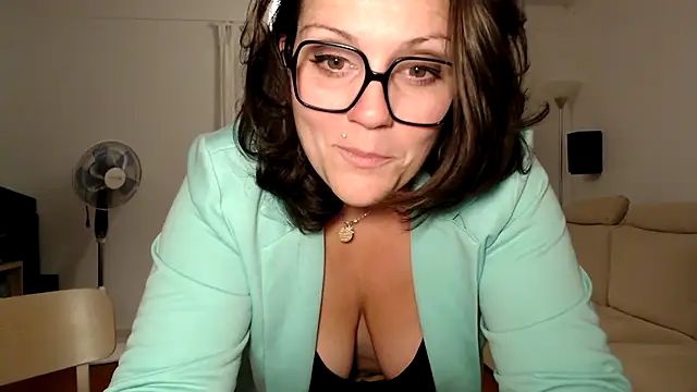 vagina02cam online show from 10, 11, 2025