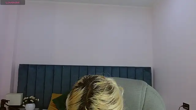 april bunnyy online show from 16, 6, 2026