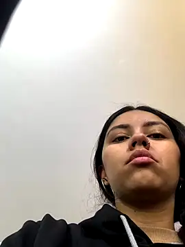 Larabrooks online show from 14, 12, 2025