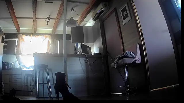 Snapshot of FLakiReve chatting on 18, 9, 2025 FLakiReve online show from 18, 9, 2025