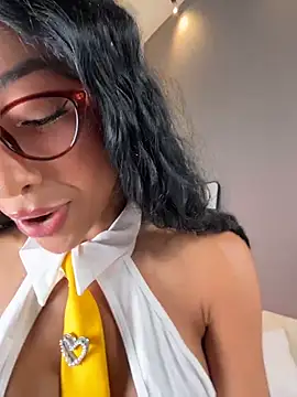 OSHUN  online show from 5, 8, 2026