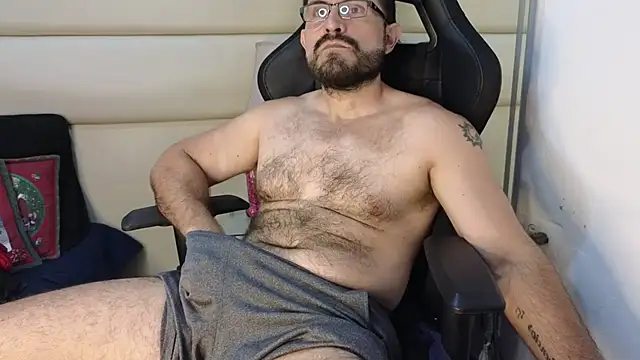 SbasTone Muscle online show from 15, 12, 2025