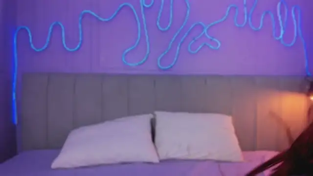 Mai higurashi online show from 12, 1, 2026