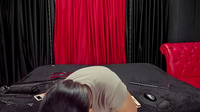 AmorMia online show from 18, 3, 2025