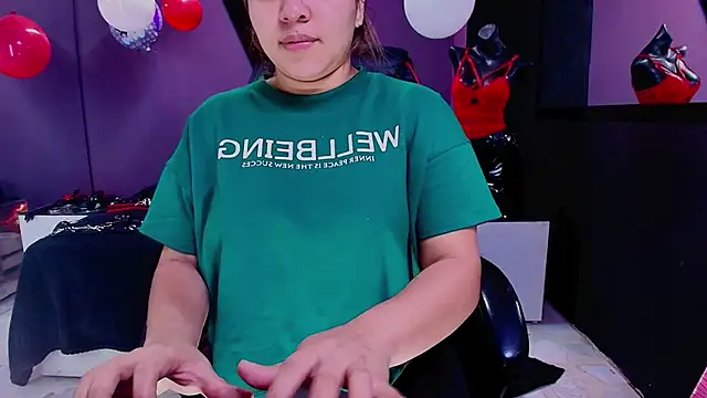 AmorMia online show from 23, 2, 2025