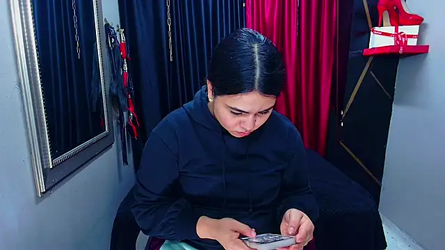 AmorMia online show from 22, 2, 2025