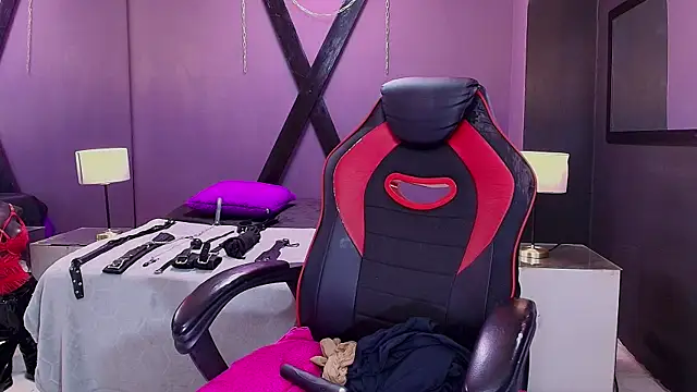 AmorMia online show from 17, 3, 2025