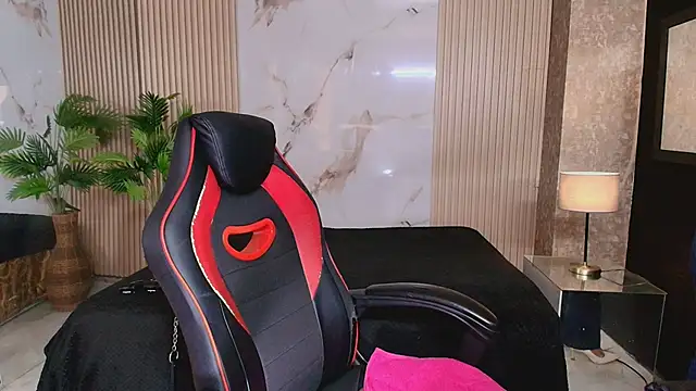 AmorMia online show from 1, 11, 2025