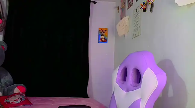 lucycherry   online show from 11, 12, 2024