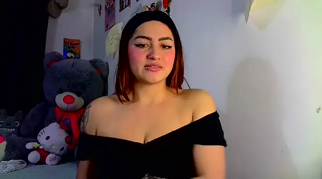 lucycherry   online show from 10, 3, 2025