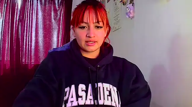 lucycherry   online show from 27, 1, 2025