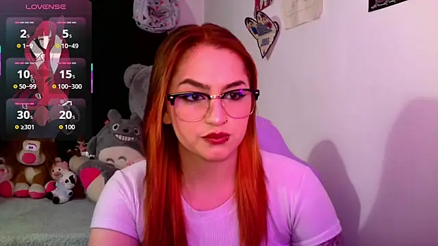 lucycherry   online show from 10, 10, 2025