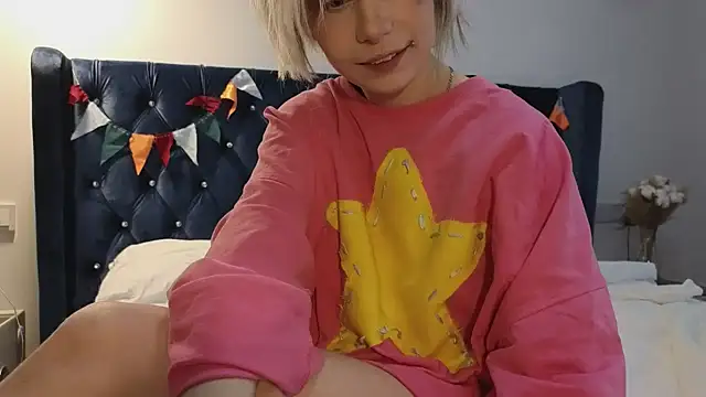 Moon Lollie  online show from 12, 1, 2026