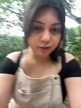 Maii chan online show from 14, 3, 2025