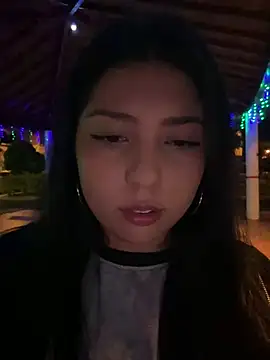 Maii chan online show from 5, 1, 2025