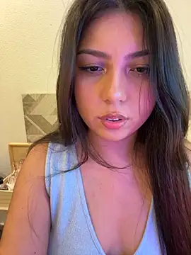 Maii chan online show from 27, 10, 2025