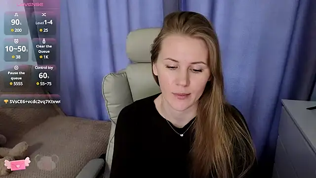 Snapshot of IsabelAllen chatting on 10, 2, 2025 IsabelAllen online show from 10, 2, 2025