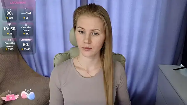 Snapshot of IsabelAllen chatting on 6, 2, 2025 IsabelAllen online show from 6, 2, 2025