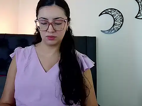 EvoletFMK online show from 6, 3, 2026