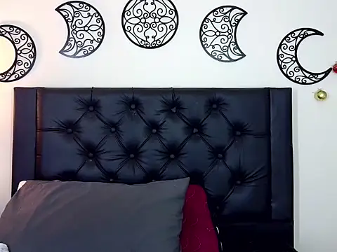 EvoletFMK online show from 1, 12, 2025