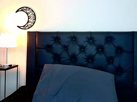 EvoletFMK online show from 24, 10, 2025