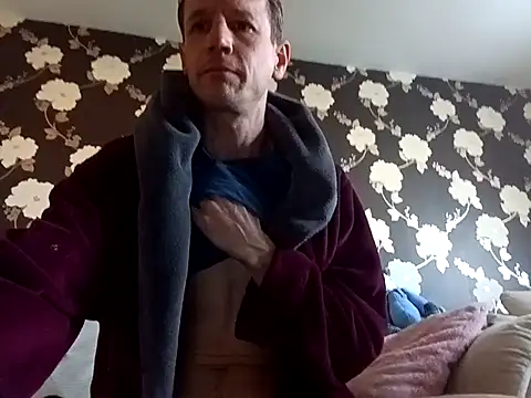 outdoorfun22 online show from 8, 4, 2026