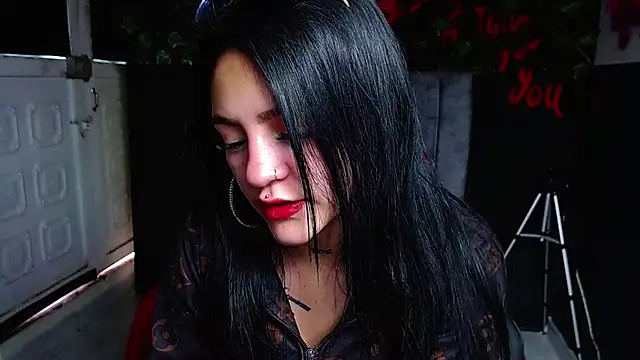 Violettasquirt online show from 11, 5, 2026