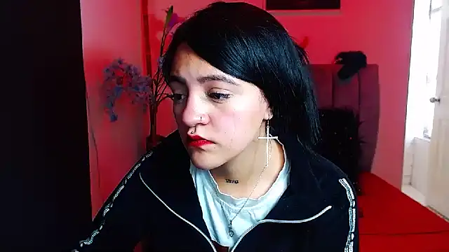 Violettasquirt online show from 22, 9, 2025