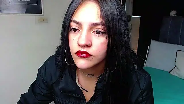 Violettasquirt online show from 25, 2, 2026