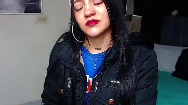 Violettasquirt online show from 28, 2, 2026