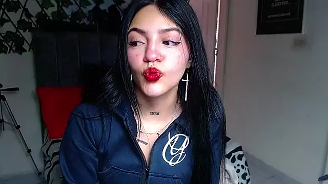 Snapshot of Violettasquirt chatting on 24, 6, 2026 Violettasquirt online show from 24, 6, 2026
