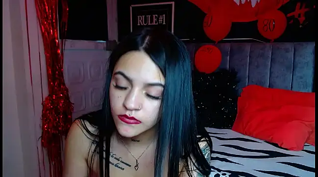 Violettasquirt online show from 10, 3, 2025