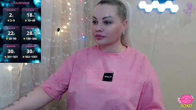 JewellKiss7 online show from 9, 4, 2026
