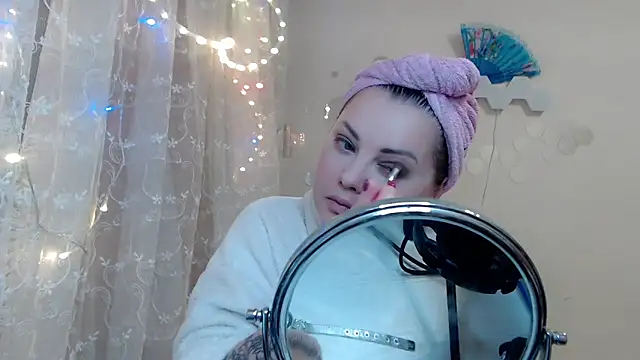 JewellKiss7 online show from 5, 4, 2026